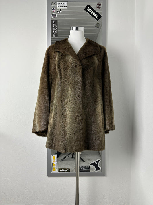 Biberfell Mantel - Shiny Light Brown