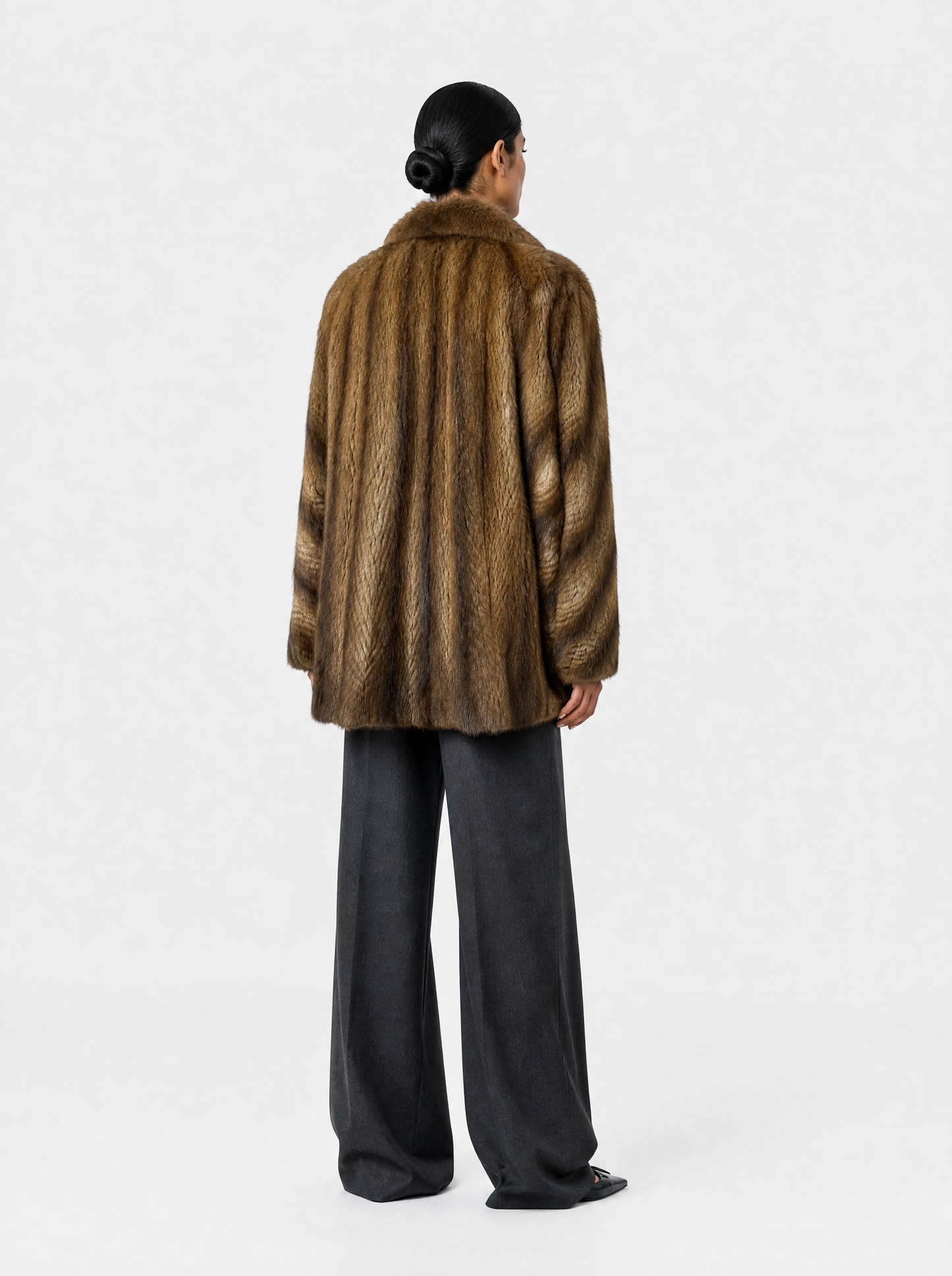 Bisammantel - Patterned Brown